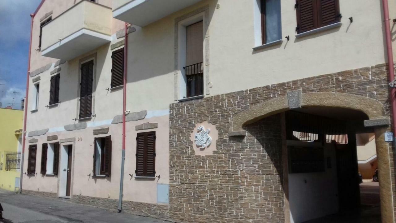 Il Girasole Villa SantʼAntìoco Dış mekan fotoğraf